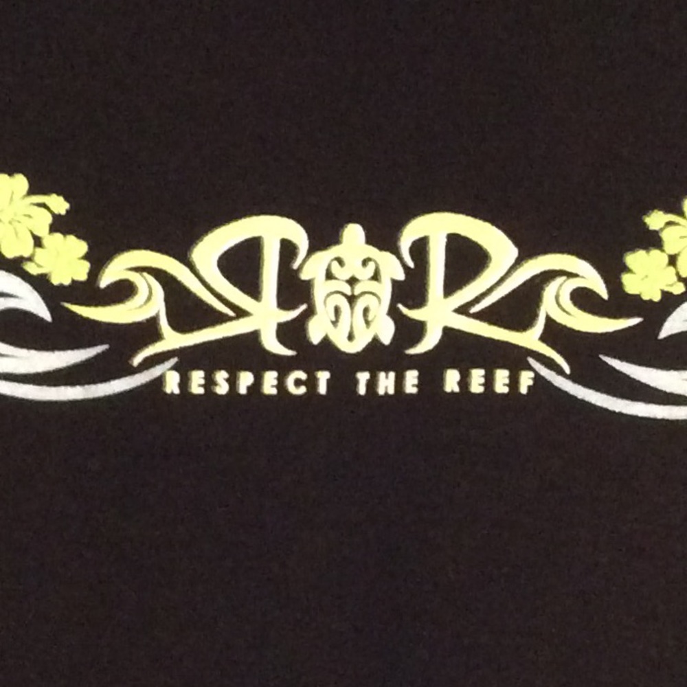 Respect the Reef w/flowers, Maui, Hawaii, V neck